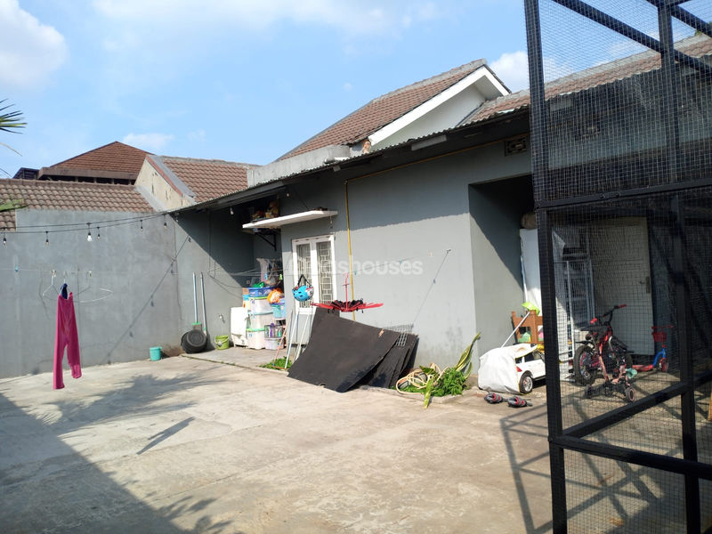 Perumahan Acropolis Karadenan