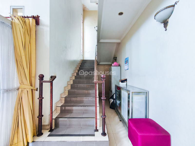 Jalan Wijaya Kusuma Raya No.106