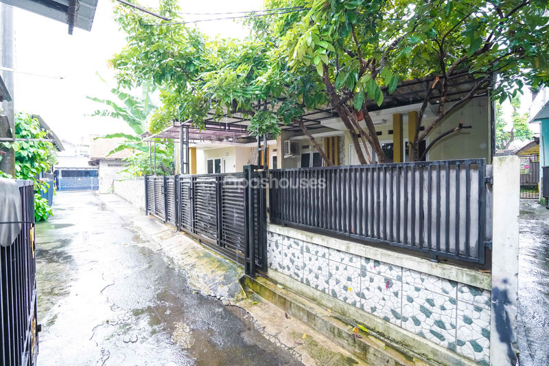 Jalan Lebak Para Kalisari No.28A