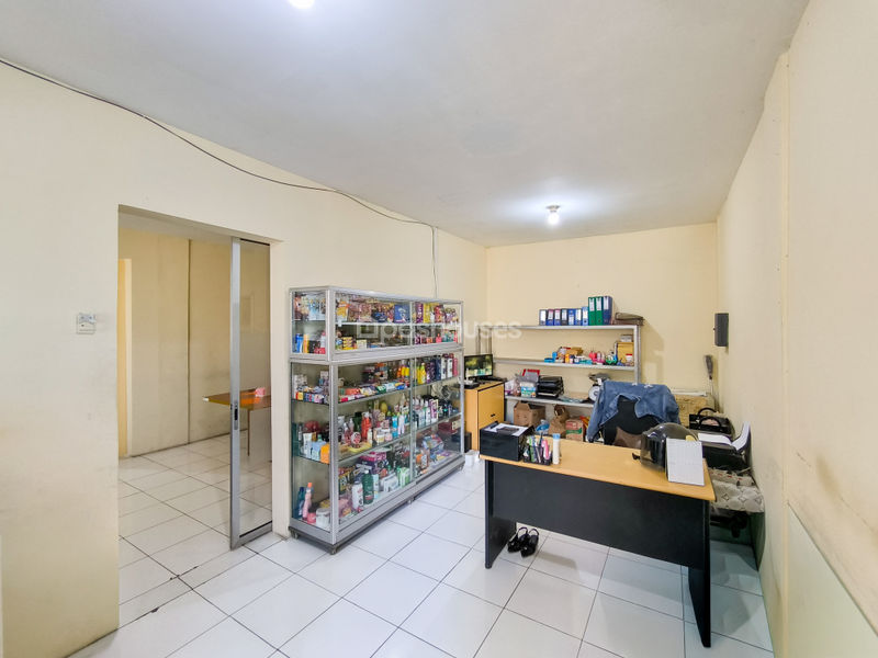 Jalan Mawar Merah II No.54A