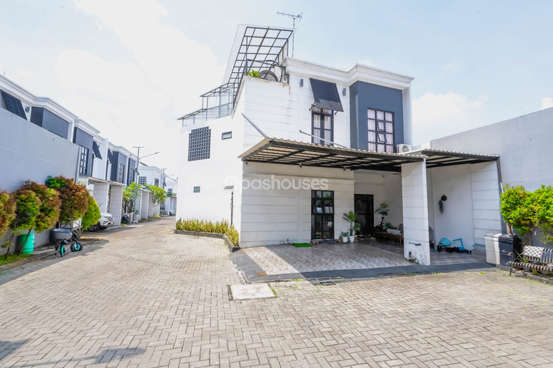 Elite Three Residence