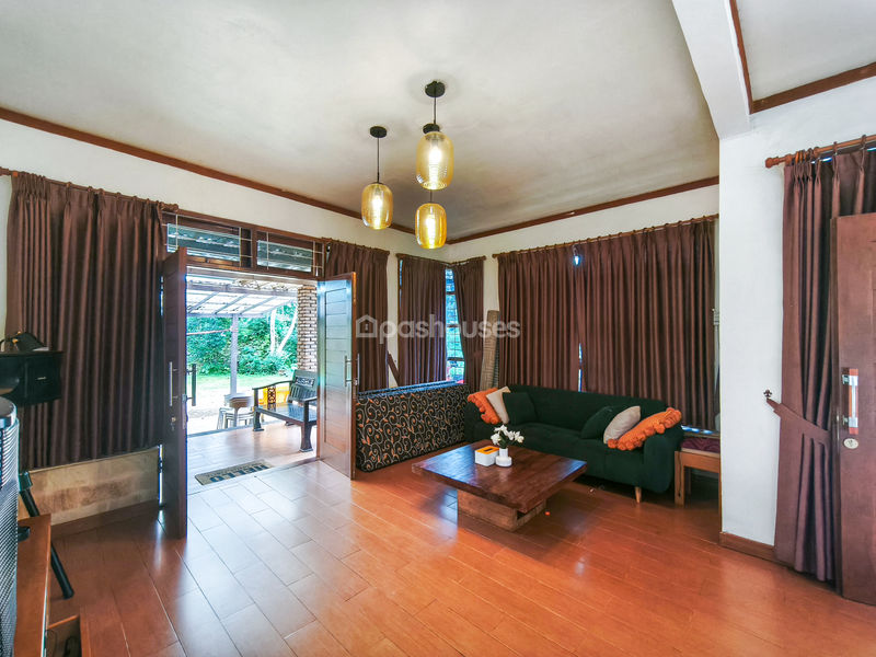 Kampung Ciliwung Riverside