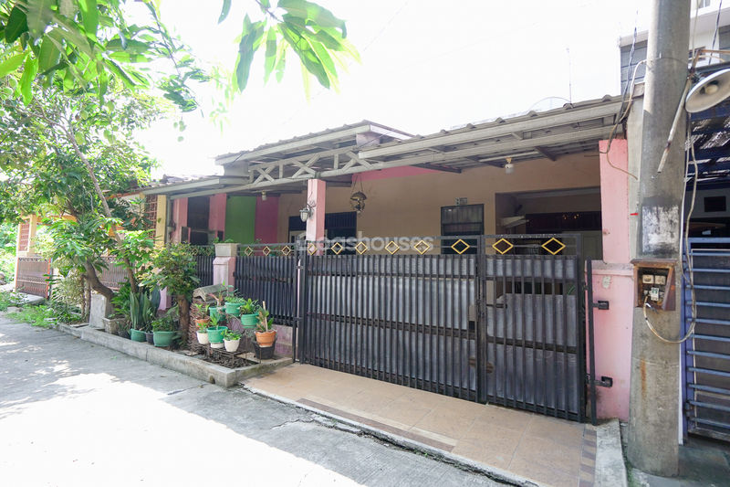 Jalan Sunan Kudus Blok Q1 No.14