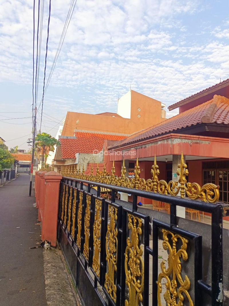 Jalan Wisma Ratu 5 No.56