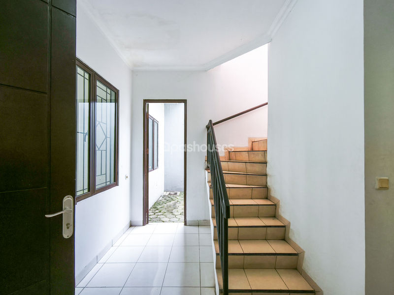 Legenda Wisata Zona Einstein