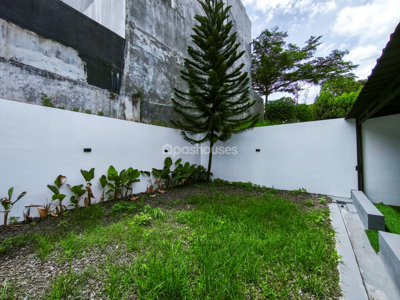 Bukit Golf Riverside III