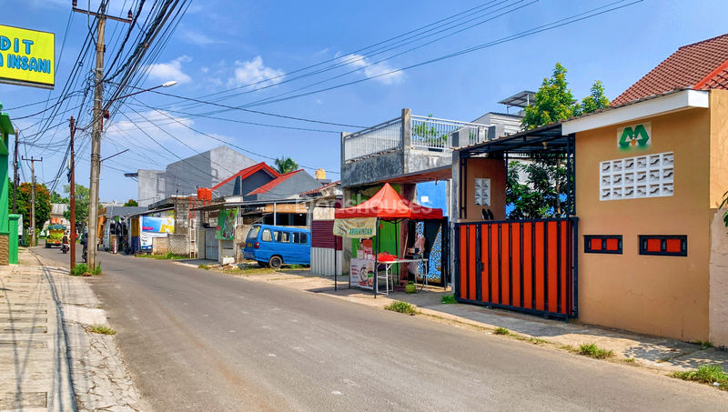 Jalan Taman Makan Pahlawan