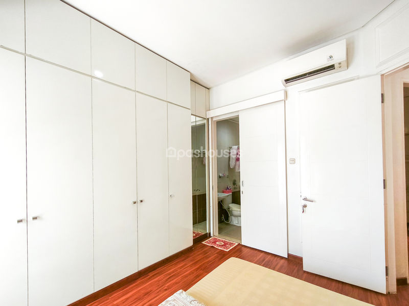 Perumahan Indraprasta Townhouse Blok C No.7