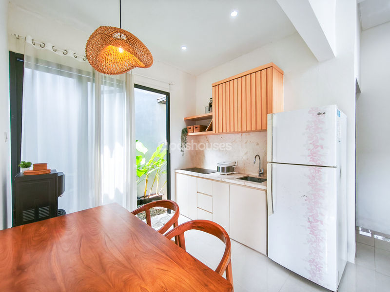 Cluster Golden Cikeas 