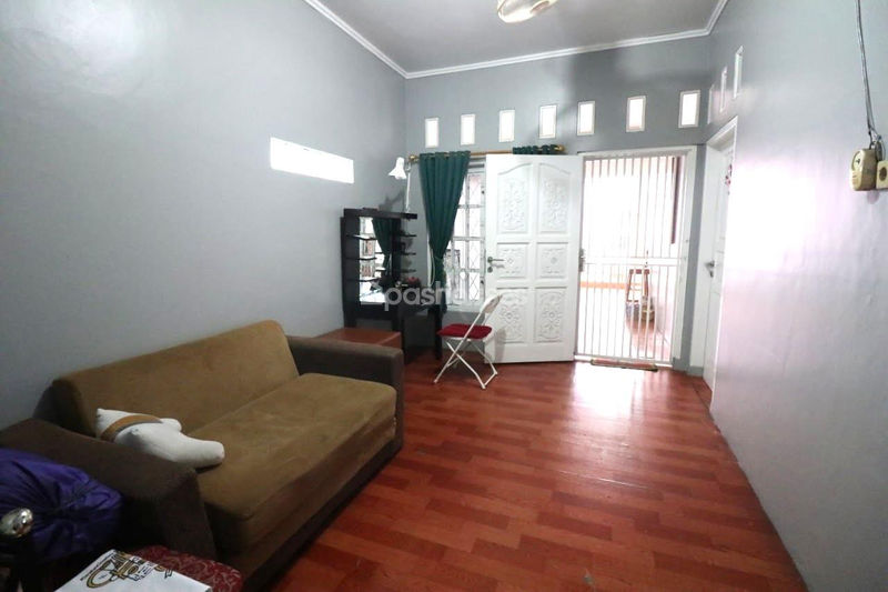 Jalan Tanah Seratus Ciledug
