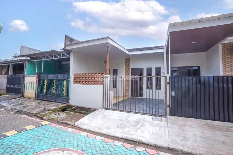 Bekasi Timur Regency Cluster Lazulite Blok L5 No.47