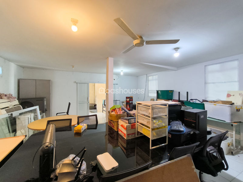 Jalan Mawar Merah II No.54A