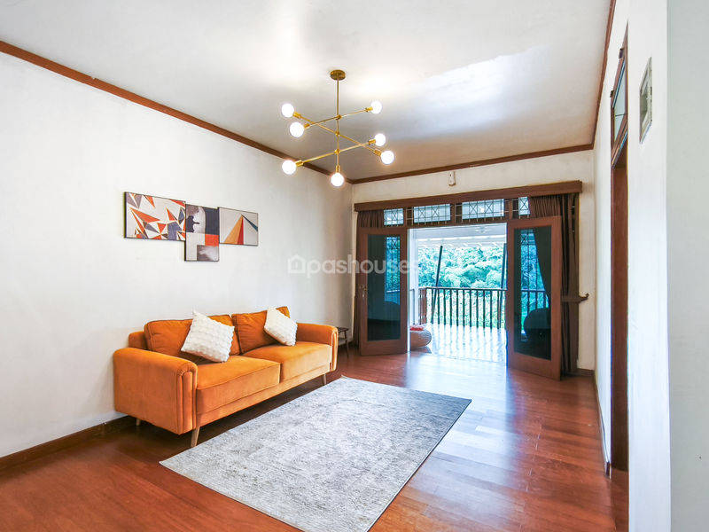 Kampung Ciliwung Riverside