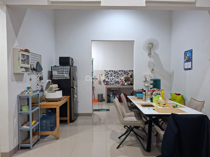 Kristal Garden Residence Blok G2 No.4 