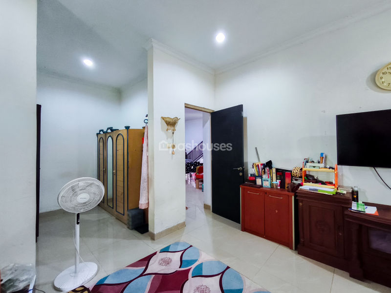 Jalan Kelurahan Pondok Rajeg