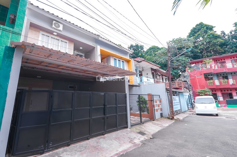 Jalan Damai V Jakarta Timur