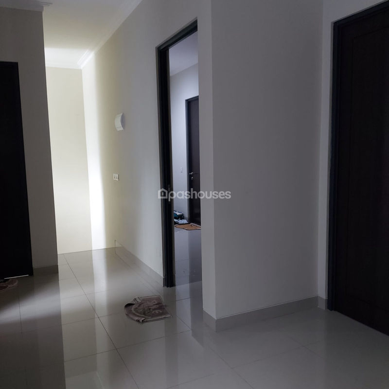 Kota Wisata Cluster Nasvhille 