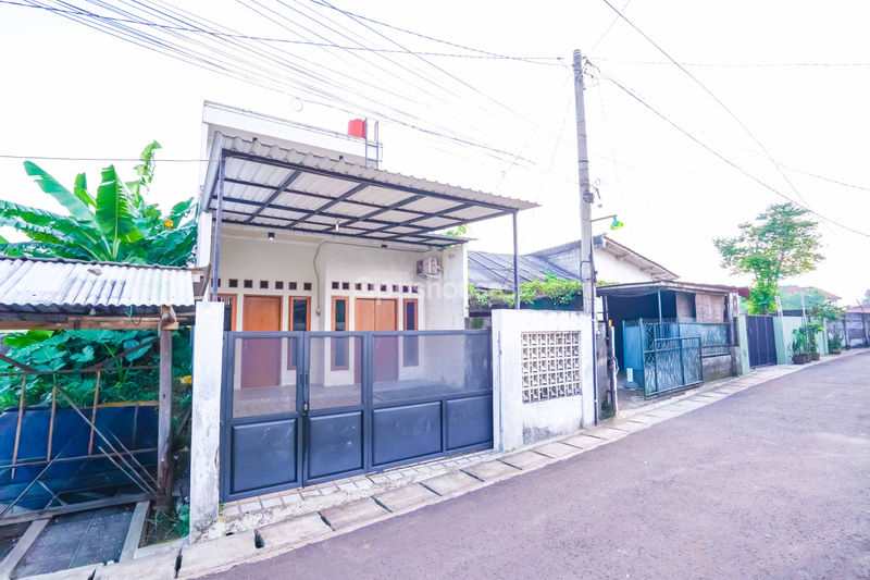 Jalan Makam Pule Depok