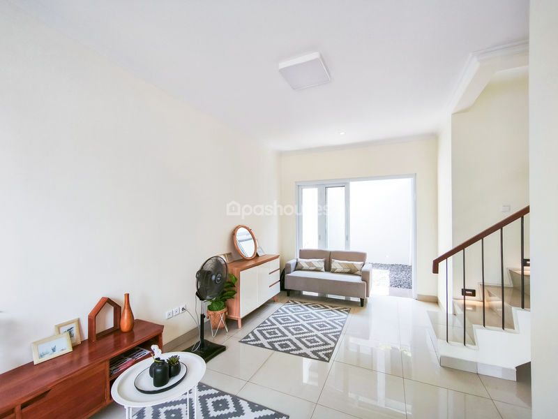 Bukit Golf Riverside Cluster Orchid Blok E17/21B