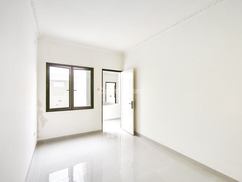 Kota Wisata Cluster Amsterdam No.30 Blok I No.5