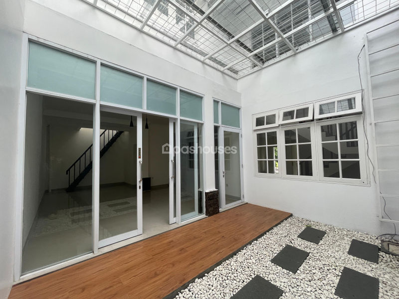 Kota Wisata Cluster Madrid Blok F4