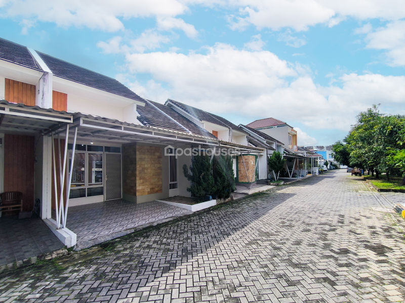 Aryana Karawaci Cluster Green