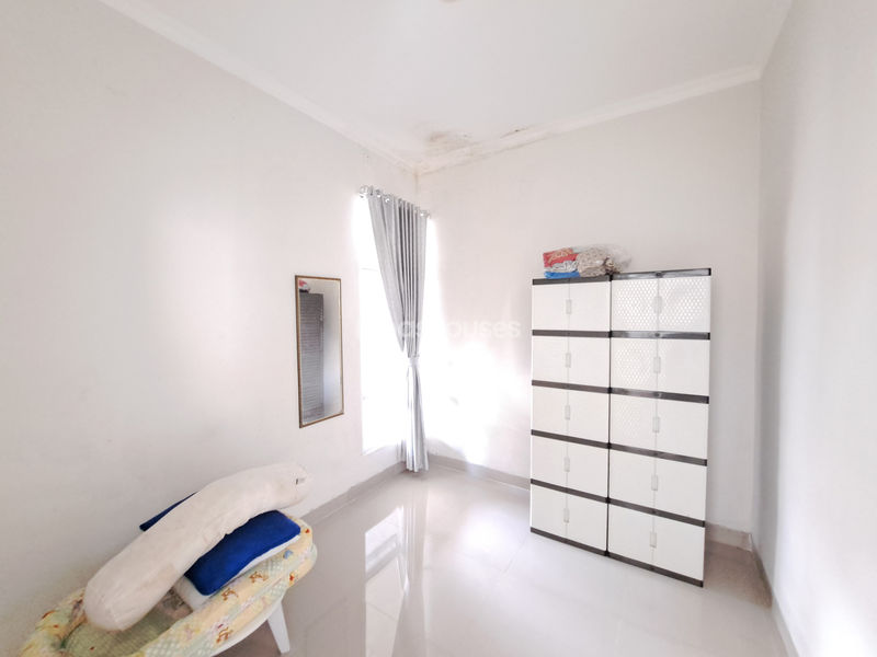 Perumahan Botania Lake Residence Blok B