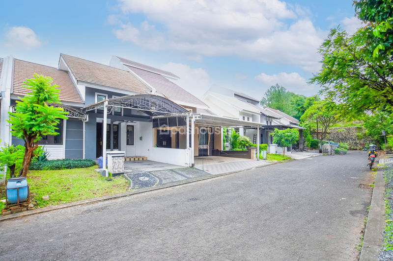 Legenda Wisata Zona Einstein