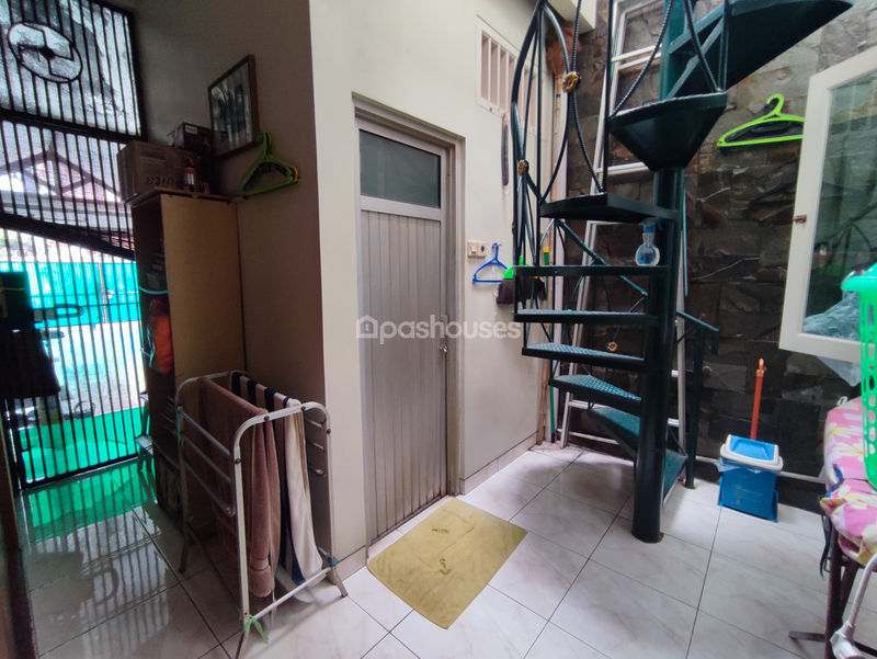 Komplek Mekarsari Jalan Bintang Raya Blok 8 No.11