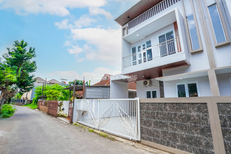 Jalan Ahmad Dahlan Depok
