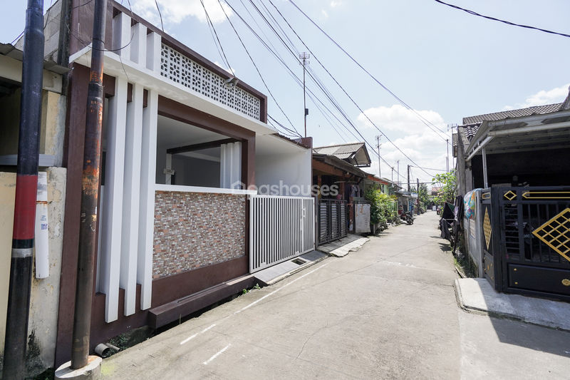 Jalan Nusa Penida 2 No.285 Bekasi