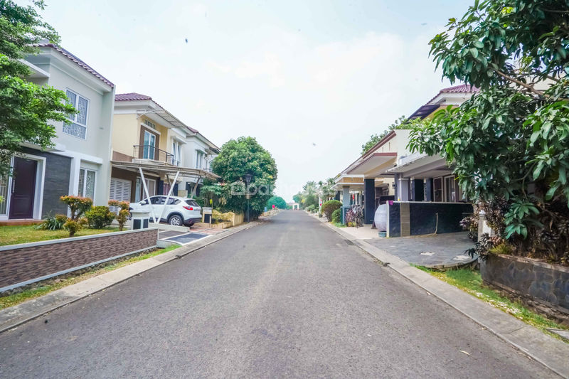 Telaga Golf Sawangan Cluster Espanola