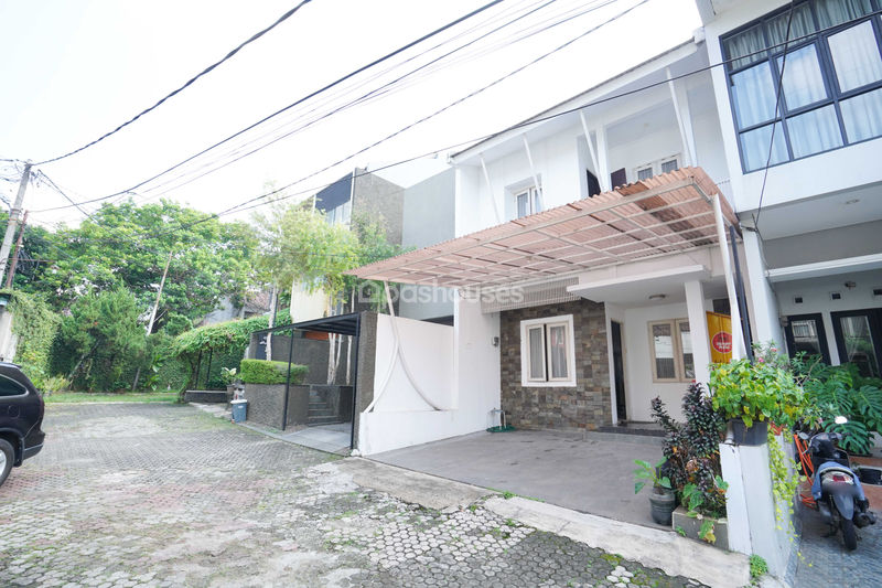 Gelagah Puri Town House 2