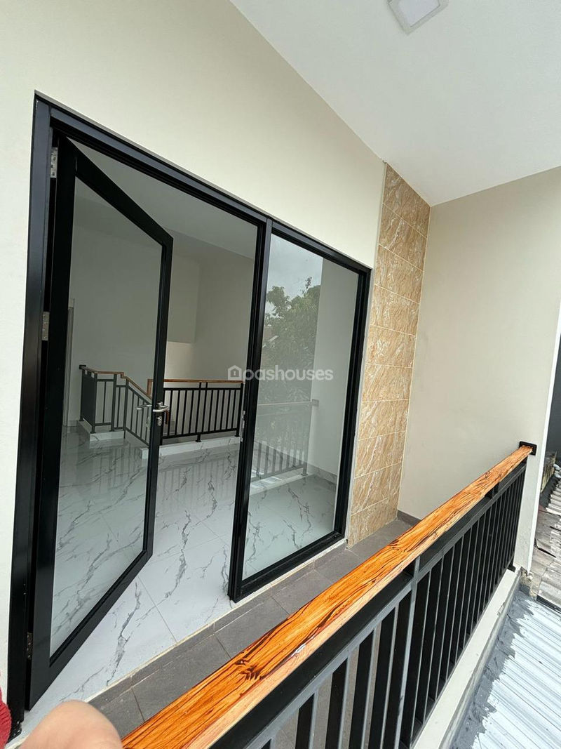 Puri Primacom Residence Blok E No.8