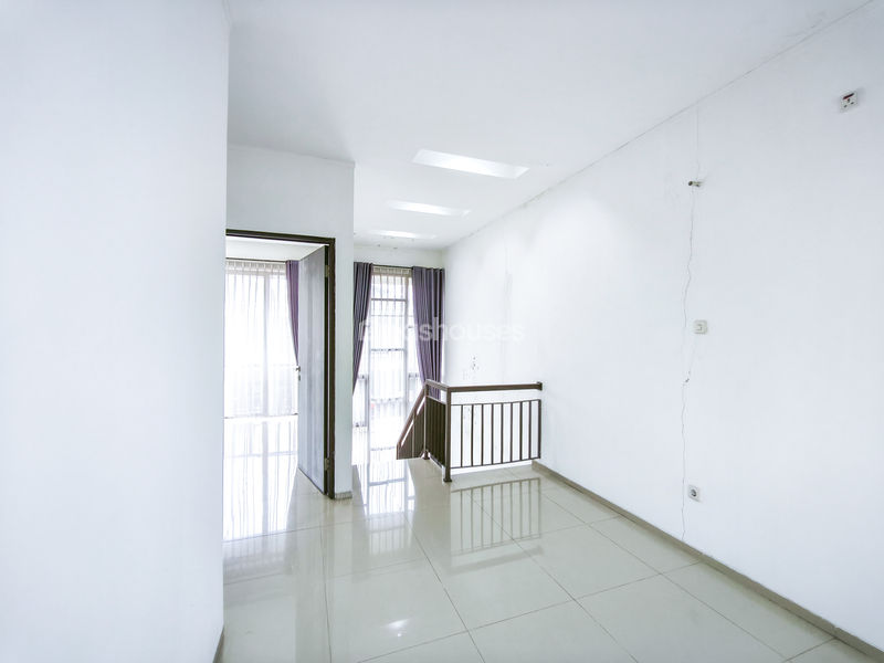 Perumahan Emerald Land Cibinong Blok C23