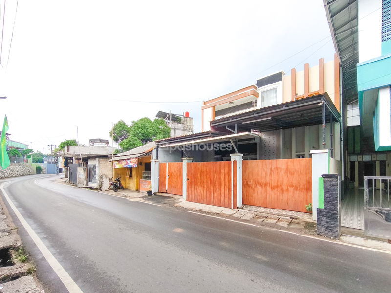 Jalan Tanjung Pura Kalideres