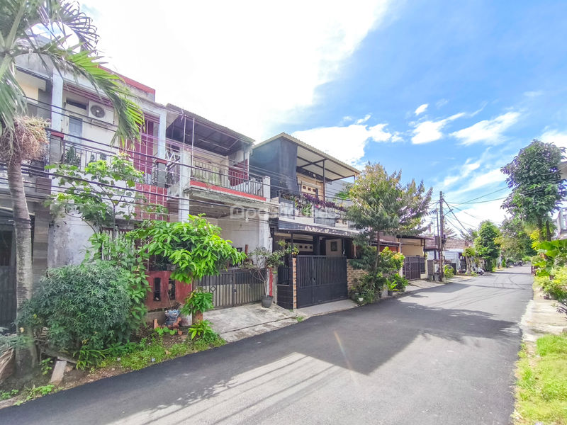 Permata Pamulang Blok E1 No.10