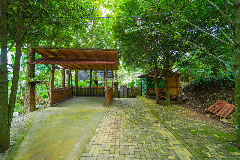 Villa Saung Ibu Bogor