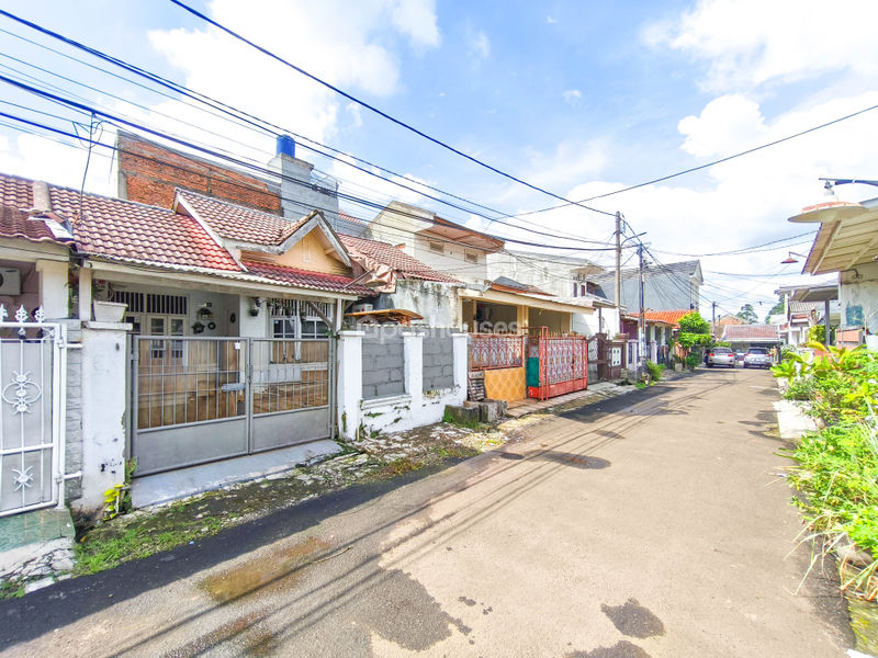 Villa Dago Tol Blok H1 No.52