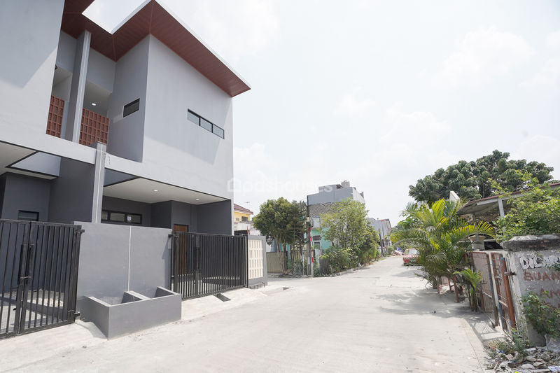 Kota Harapan Indah Blok YC No.11