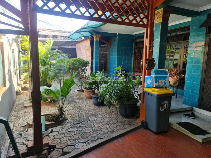 Jalan Cempaka Warna