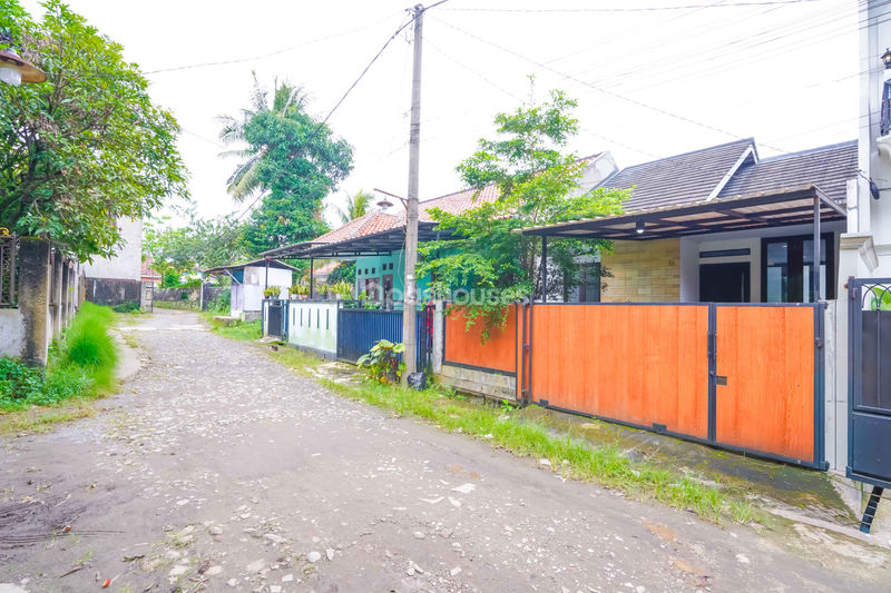 Perumahan Cluster Cattleya No.8A