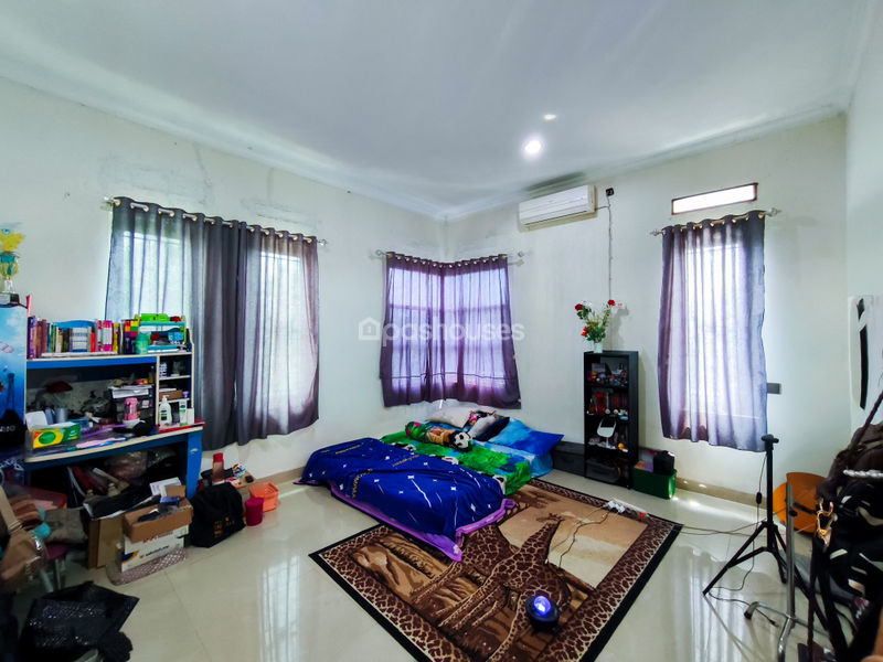 Jalan Kelurahan Pondok Rajeg