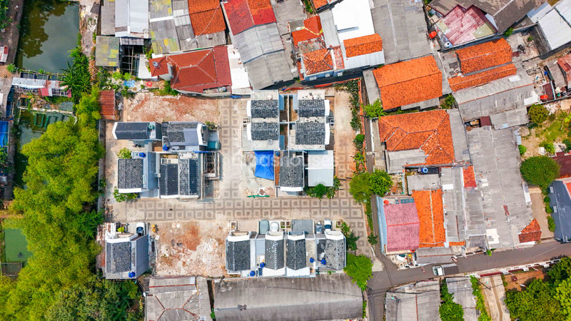  Perumahan Araya Living Cilangkap