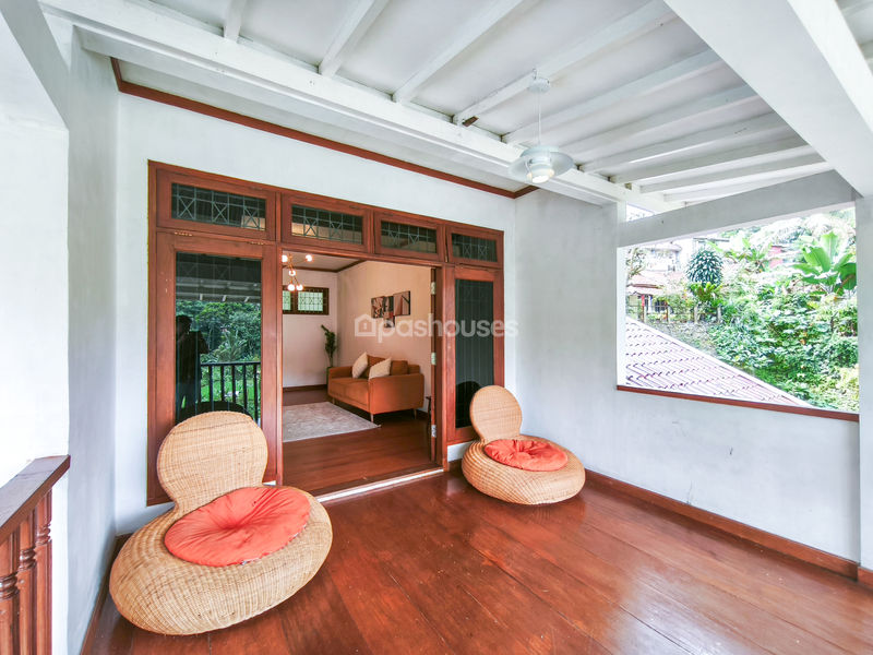 Kampung Ciliwung Riverside