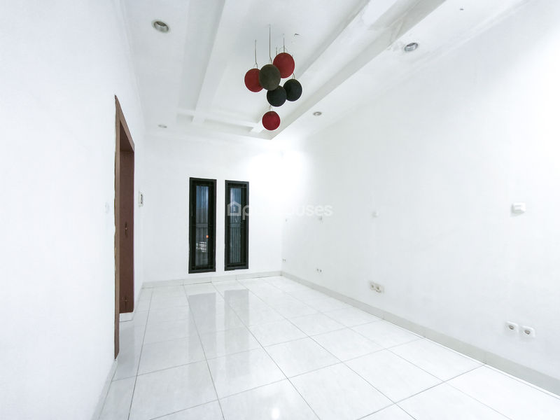 Cibubur Country Cluster Lily Garden No.CLCR-001