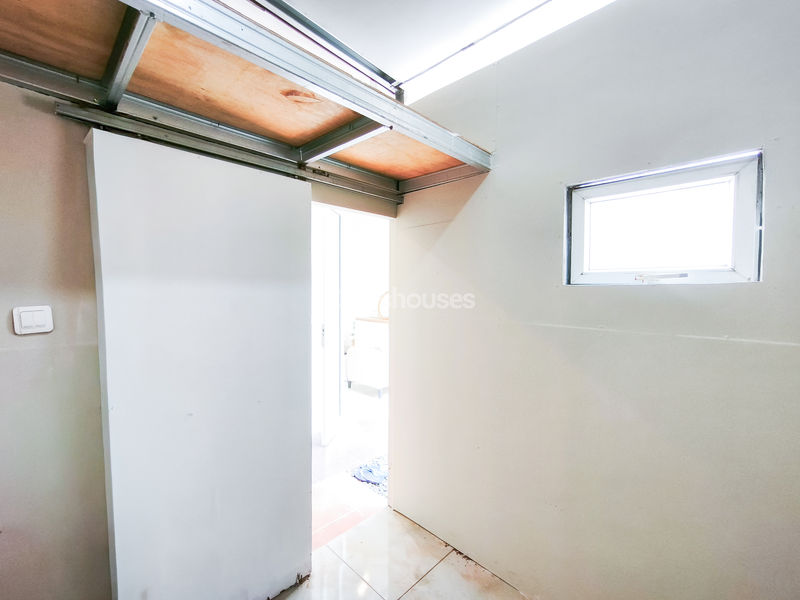 Bukit Golf Riverside Cluster Orchid Blok E17/21B