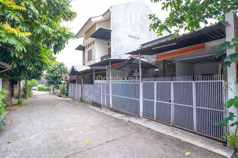 Komplek Bukit Cengkeh Berbunga Blok A7 No.11