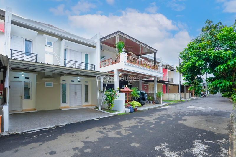 The Cozy Green Cibubur