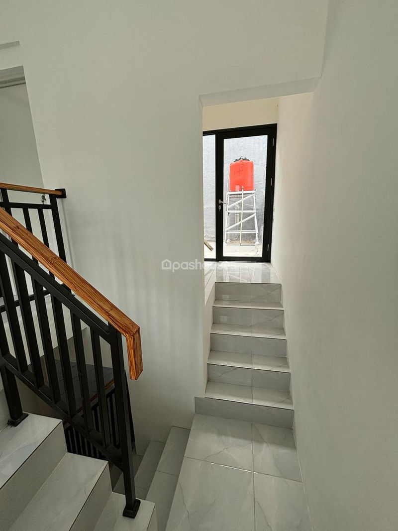 Puri Primacom Residence Blok E No.8